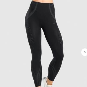 GYMSHARK: BLACK APEX SEAMLESS LEGGINGS